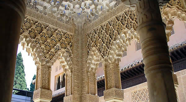 Alhambra, Granada, Andalucía, España. Author and Copyright: Liliana Ramerini
