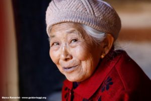 Mujer, Shaxi, Yunnan, China. Autor y Copyright Marco Ramerini...
