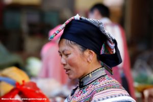 Mujer, Zhoucheng, Yunnan, China. Autor y Copyright Marco Ramerini,.,