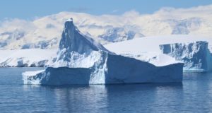 Icebergs, Antártida. Autor y Copyright Marco Ramerini.