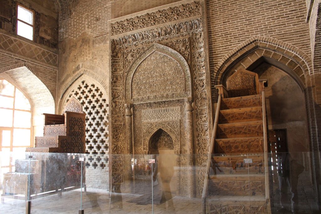Mehrab Uljayto, Mezquita del Viernes (Mezquita Jāmeh), Isfahán, Irán. Autor y Copyright Marco Ramerini